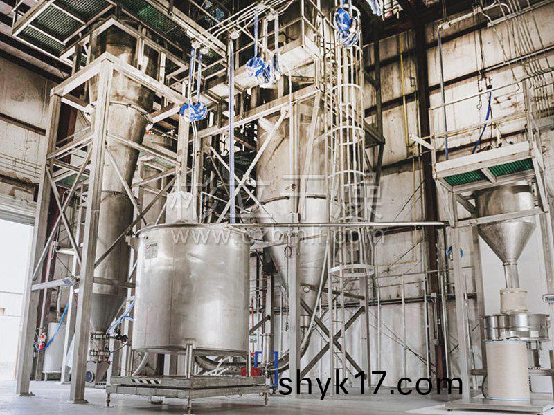 二(er)氧化鈦離(li)心噴霧榦燥機