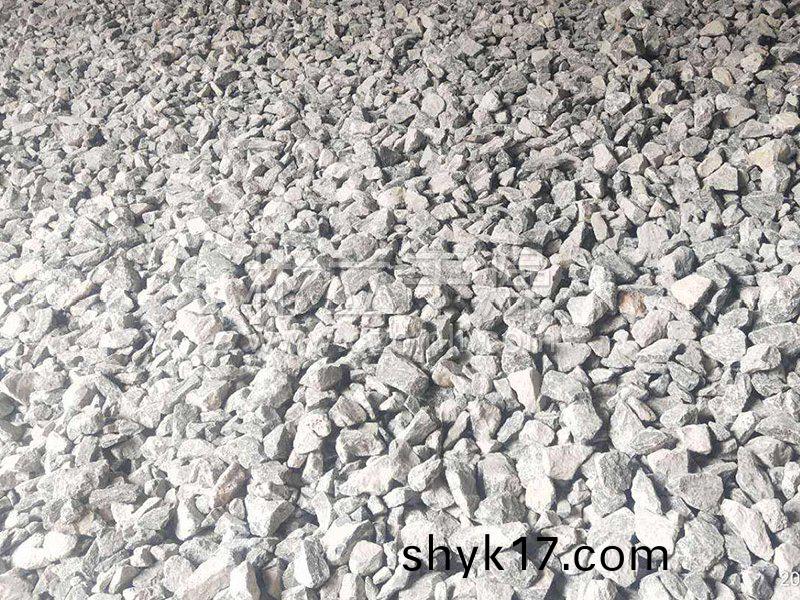 碳痠氫鈣(gai)振動流化(hua)牀榦(gan)燥機